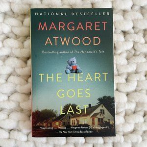 The Heart Goes Last By Margaret Atwood Paperback Book